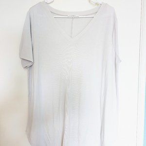 Light Grey V-Neck Tunic Tee, XL